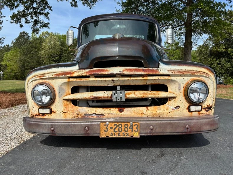 1953 International - Image 24 of 27