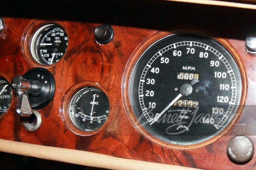 1953 Jaguar XK120 DHC Drophead - Image 5 of 8