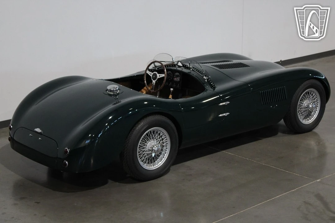 1953 Jaguar Replica - Image 10 of 12