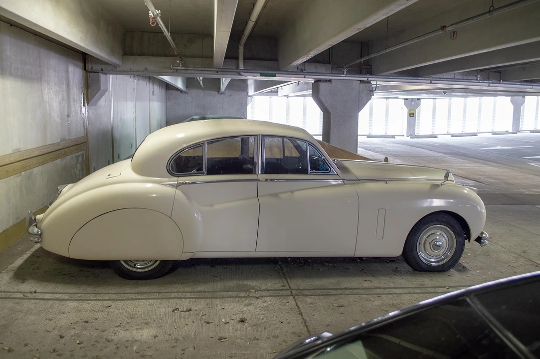 1953 Jaguar Mark VII & VIII & IX - Image 9 of 31