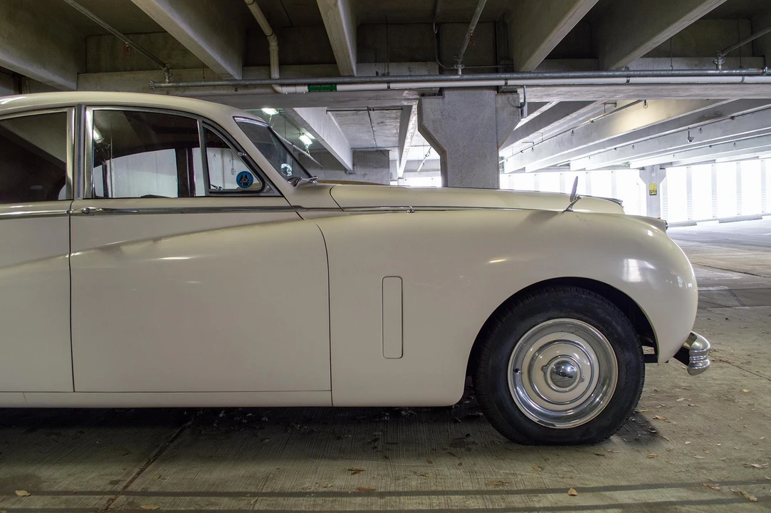 1953 Jaguar Mark VII & VIII & IX - Image 25 of 31