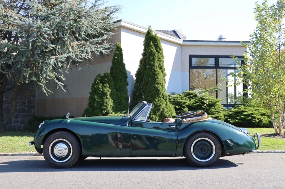 1953 Jaguar XK120 - Image 4 of 8