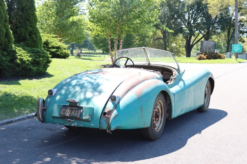 1953 Jaguar XK - Image 3 of 5