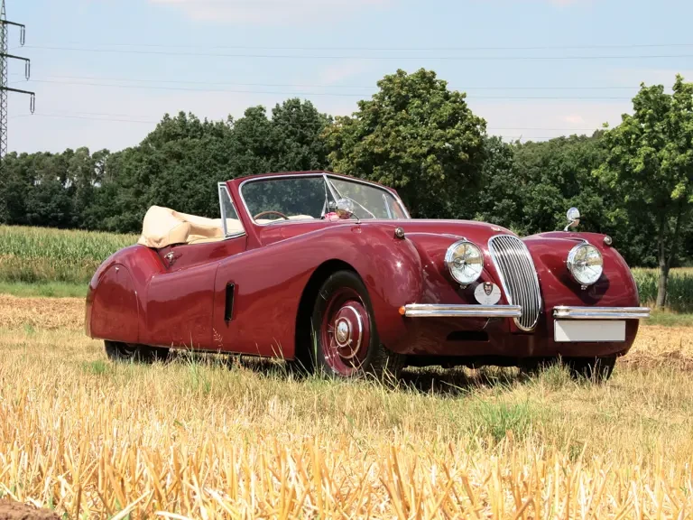 1953 Jaguar XK120 DHC Drophead - Image 2 of 2