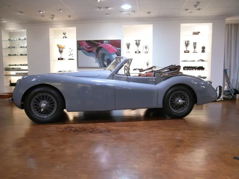 1953 Jaguar XK120 DHC Drophead - Image 30 of 31