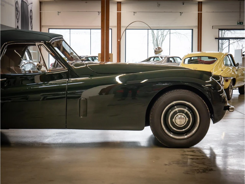 1953 Jaguar XK120 - Image 8 of 30