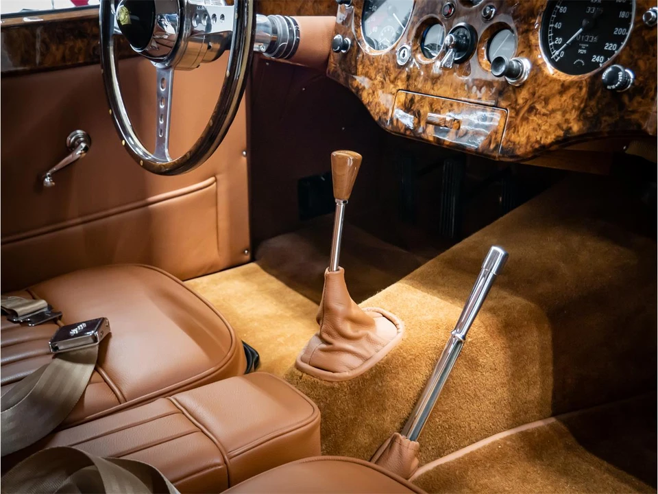 1953 Jaguar XK120 - Image 18 of 30