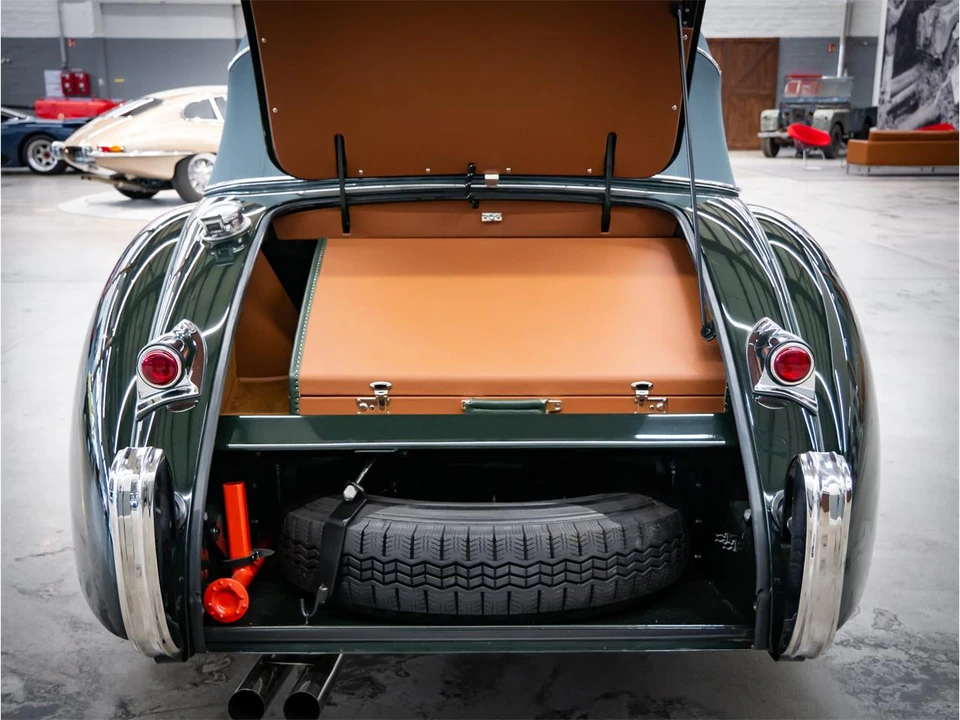 1953 Jaguar XK120 - Image 22 of 30