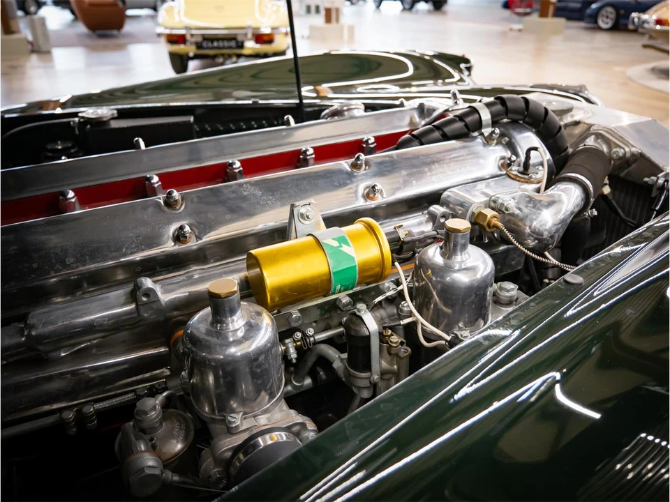 1953 Jaguar XK120 - Image 29 of 30