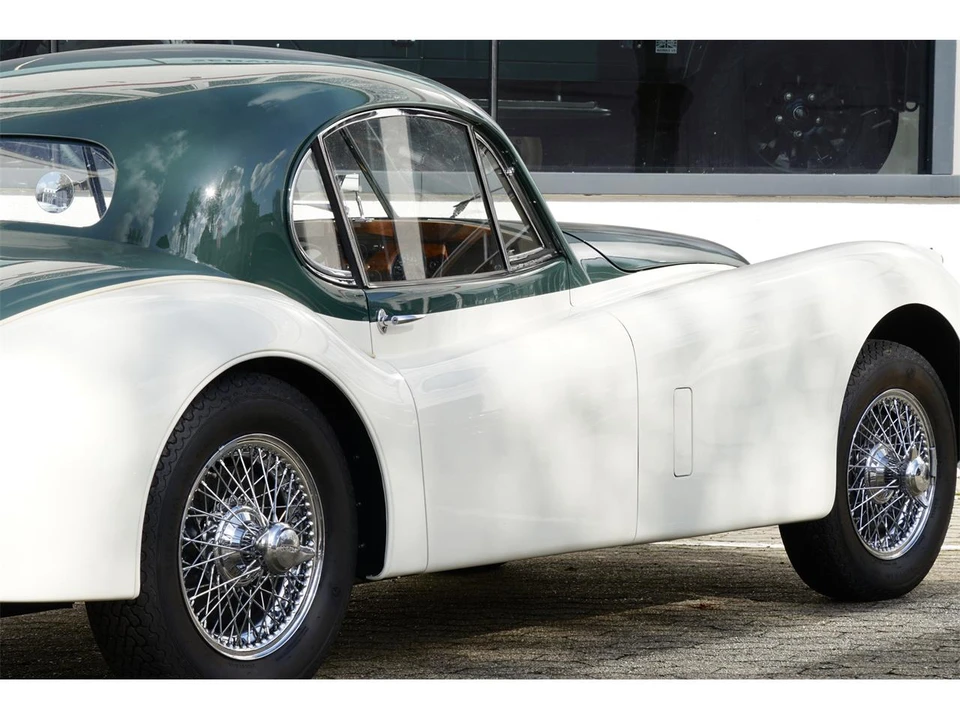 1953 Jaguar XK120 - Image 8 of 12