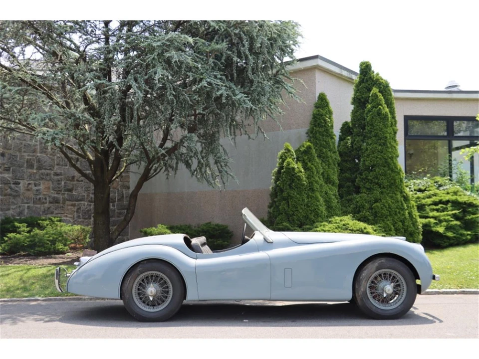 1953 Jaguar XK120 - Image 3 of 8