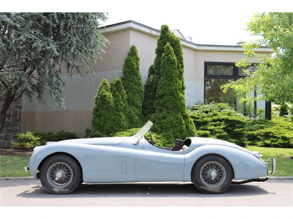 1953 Jaguar XK120 - Image 4 of 8