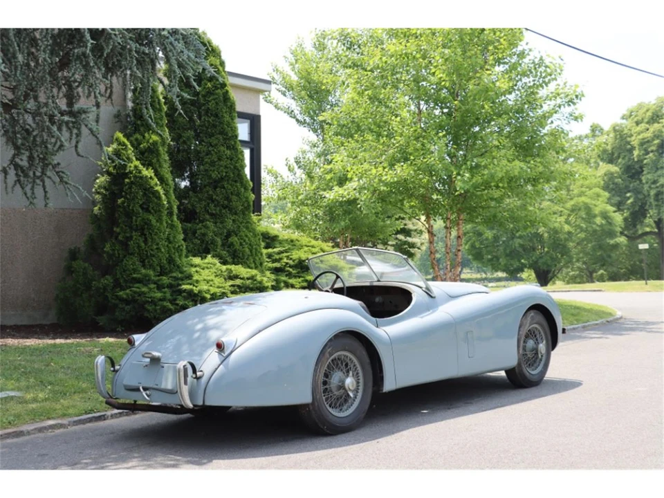 1953 Jaguar XK120 - Image 5 of 8