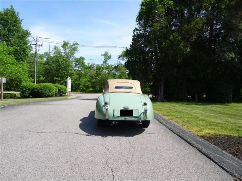 1953 Jaguar XK120 - Image 4 of 15