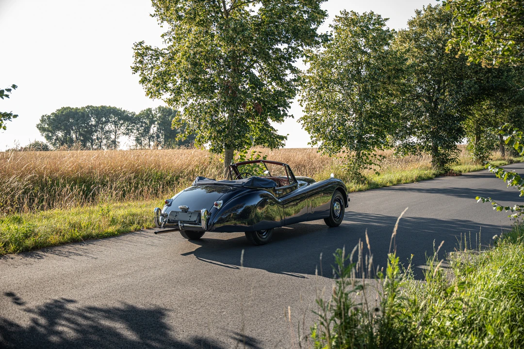1953 Jaguar XK120 DHC Drophead - Image 28 of 31