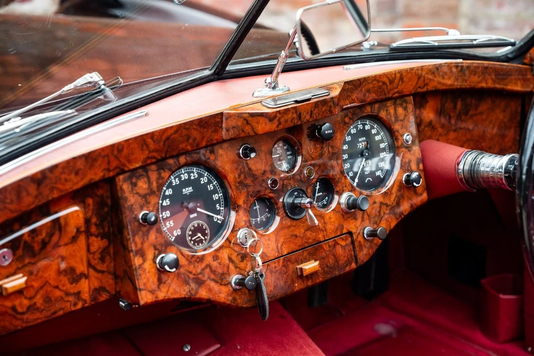 1953 Jaguar XK120 DHC Drophead - Image 9 of 30
