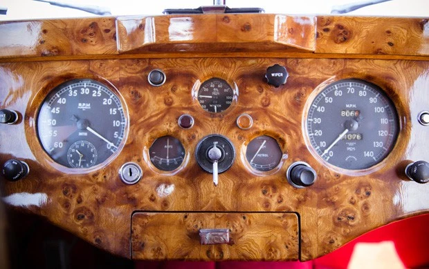 1953 Jaguar XK120 DHC Drophead - Image 11 of 15