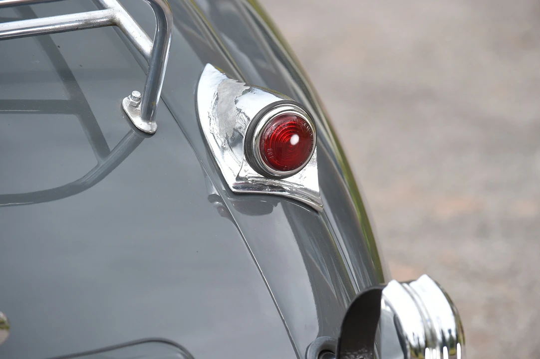1953 Jaguar XK120 DHC Drophead - Image 19 of 31