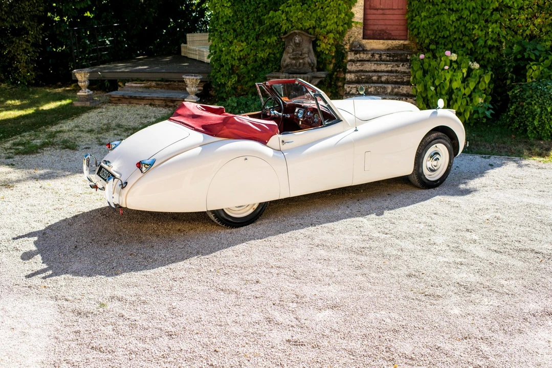 1953 Jaguar XK120 DHC Drophead - Image 25 of 31
