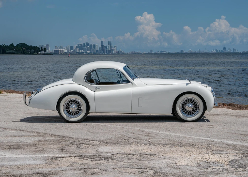 1953 Jaguar XK120 FHC Coupe - Image 16 of 31