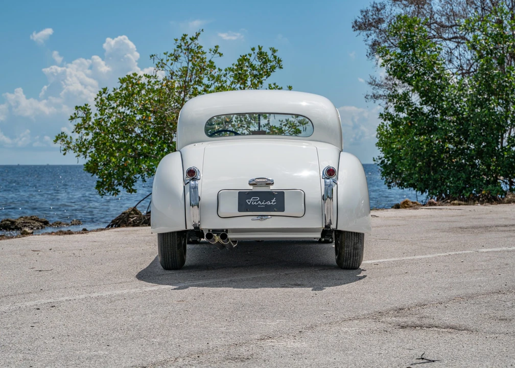 1953 Jaguar XK120 FHC Coupe - Image 9 of 31