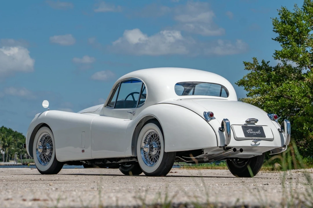 1953 Jaguar XK120 FHC Coupe - Image 8 of 31