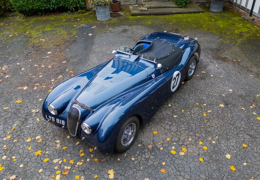 1953 Jaguar XK120 OTS Roadster - Image 5 of 30