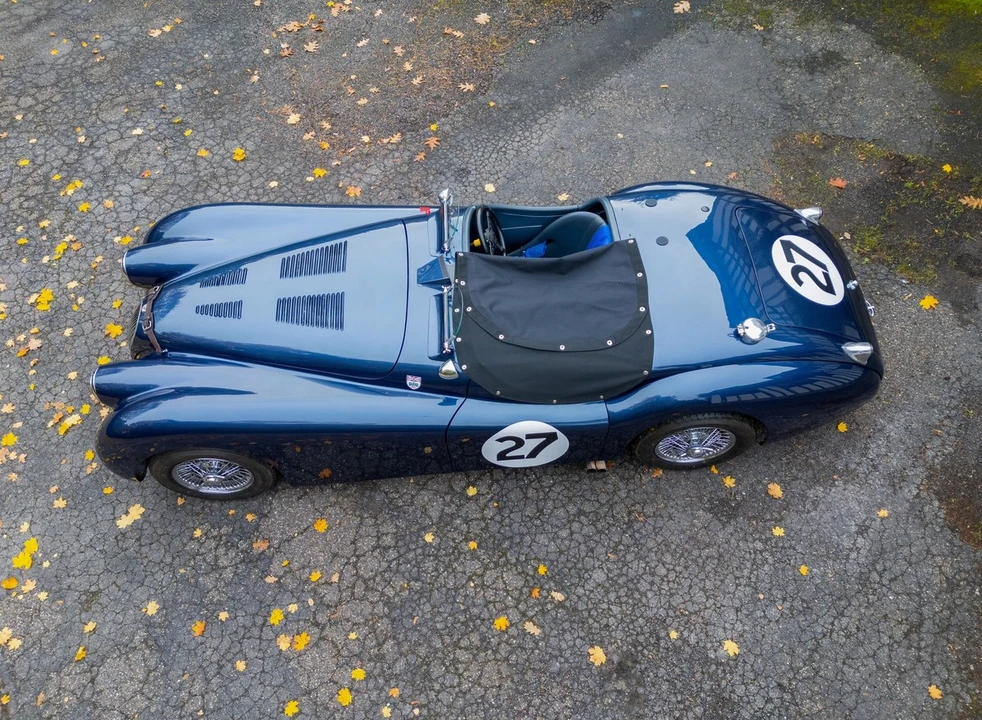 1953 Jaguar XK120 OTS Roadster - Image 10 of 30