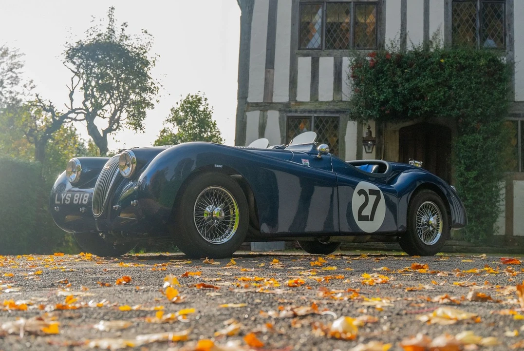 1953 Jaguar XK120 OTS Roadster - Image 21 of 30