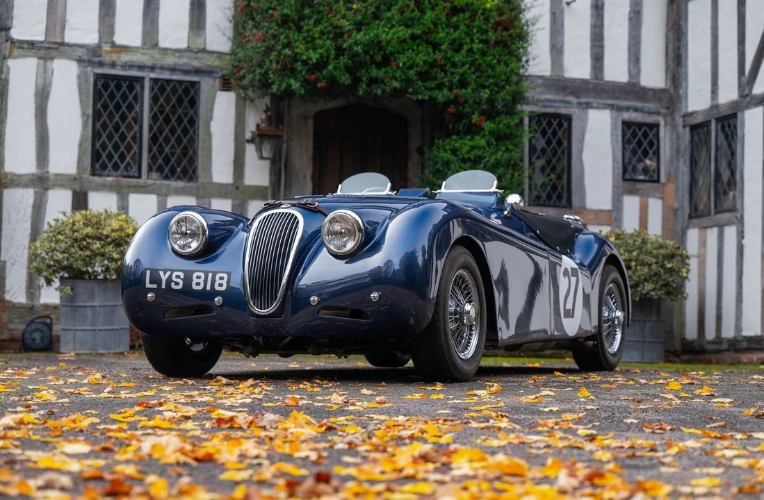 1953 Jaguar XK120 OTS Roadster - Image 22 of 30