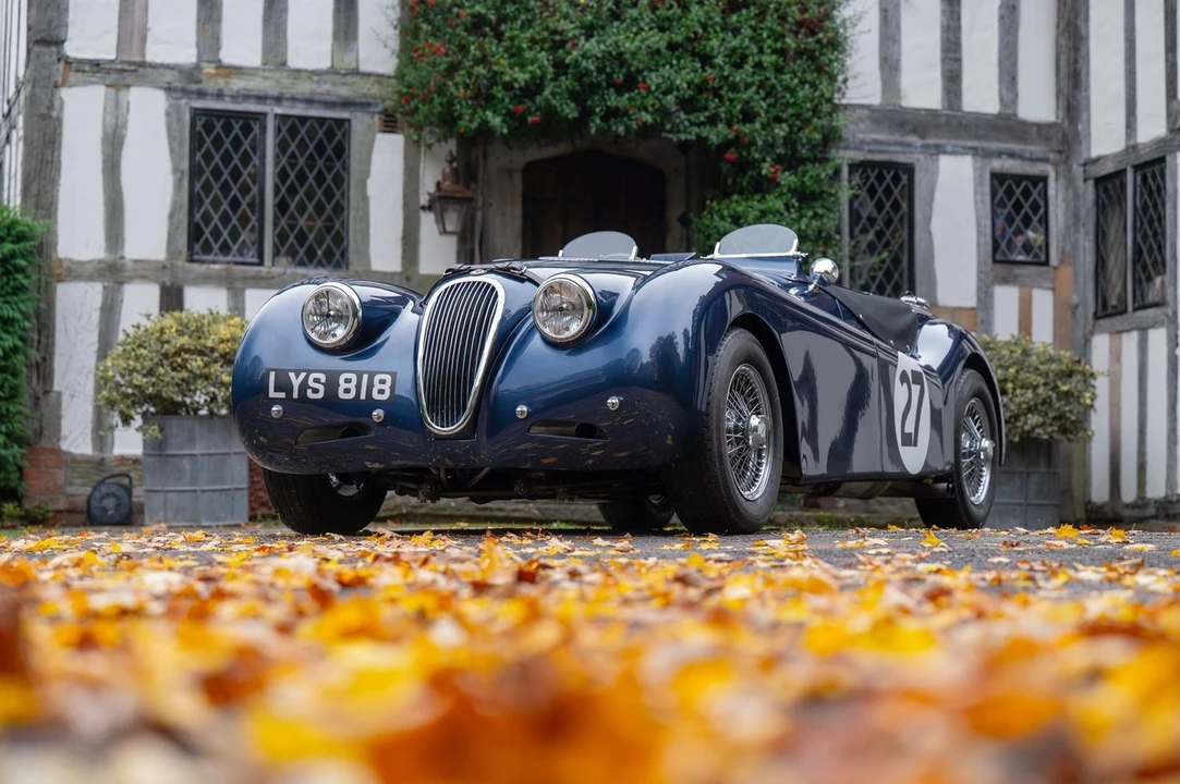 1953 Jaguar XK120 OTS Roadster - Image 26 of 30