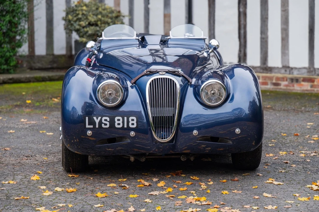 1953 Jaguar XK120 OTS Roadster - Image 6 of 30