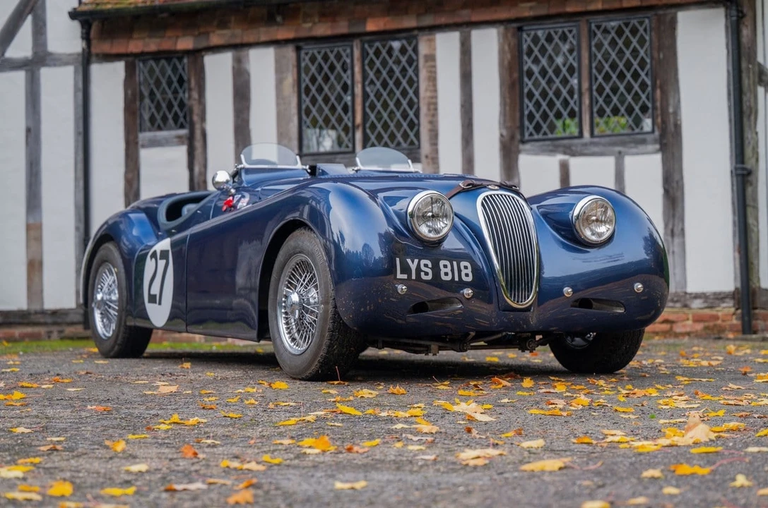 1953 Jaguar XK120 OTS Roadster - Image 4 of 30