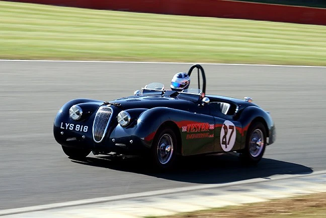 1953 Jaguar XK120 OTS Roadster - Image 28 of 30