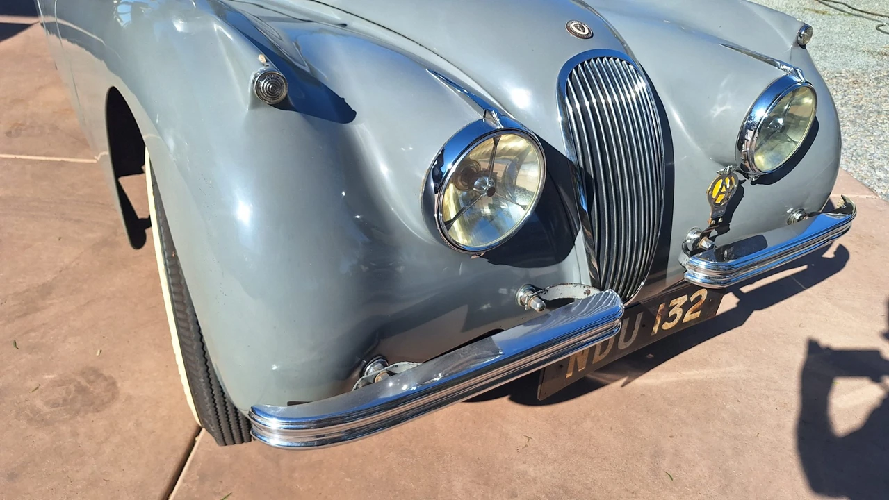 1953 Jaguar XK120 OTS Roadster - Image 23 of 31