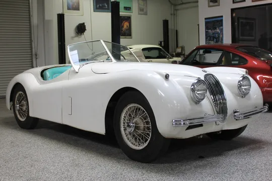 1953 Jaguar XK120 SE Roadster