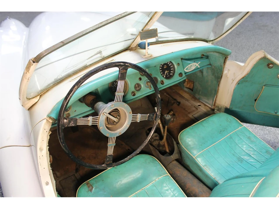 1953 Jaguar XK120 Special Equipment - Image 23 of 31