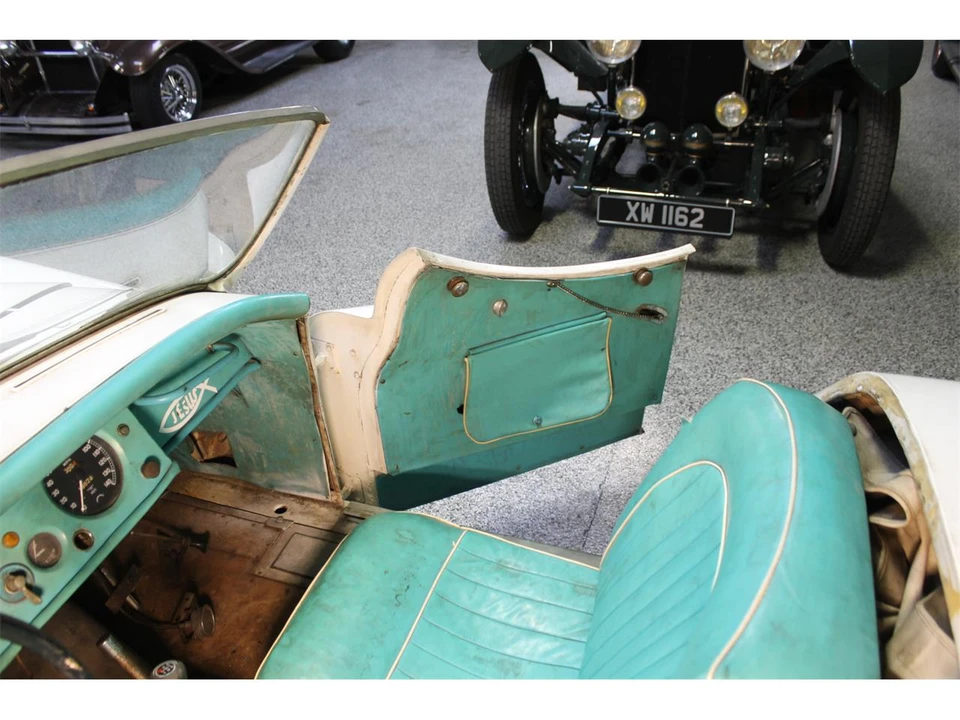 1953 Jaguar XK120 Special Equipment - Image 24 of 31