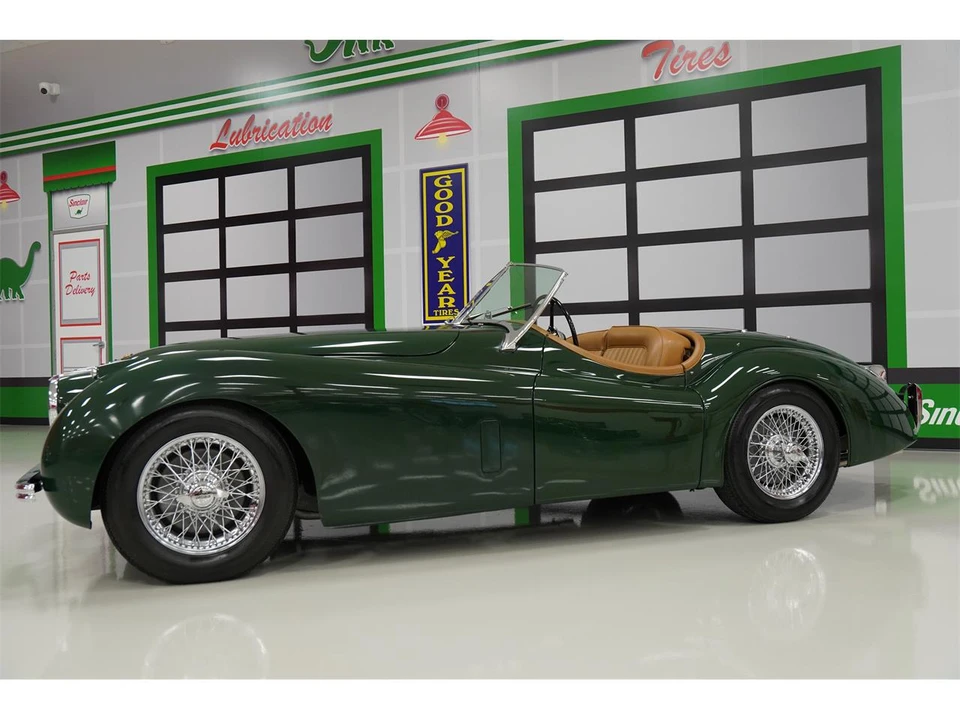 1953 Jaguar XK120 Special Equipment - Image 25 of 31