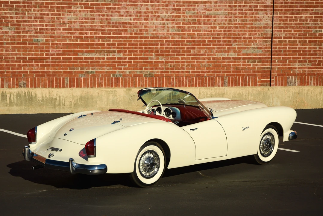 1953 Kaiser Darrin - Image 11 of 26