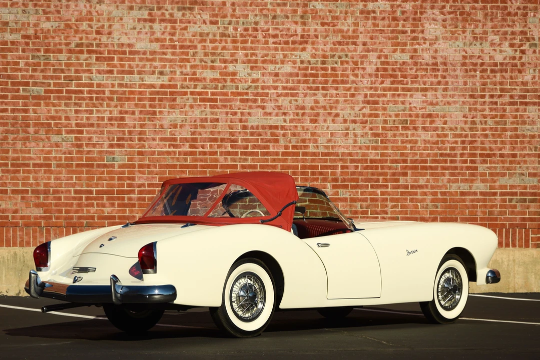 1953 Kaiser Darrin - Image 14 of 26