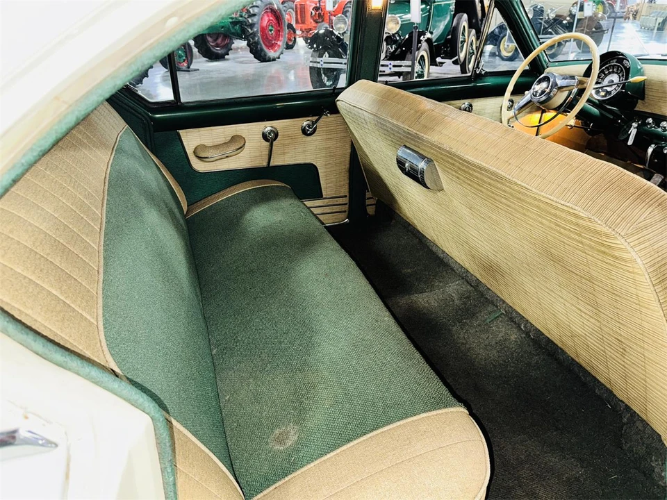 1953 Kaiser - Image 18 of 31