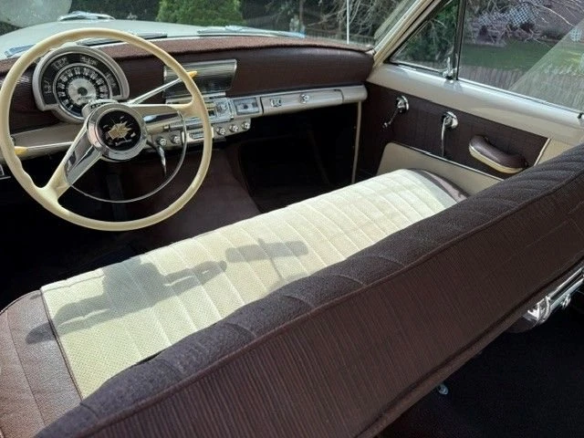 1953 Kaiser - Image 16 of 28