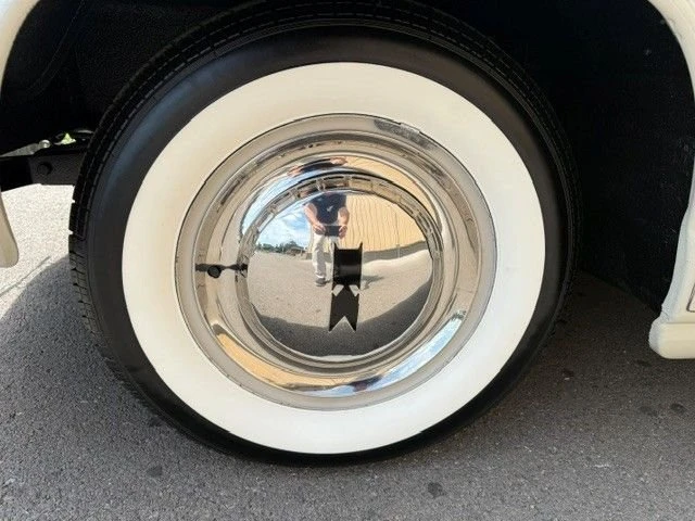 1953 Kaiser - Image 25 of 28