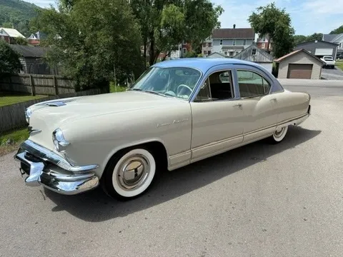 1953 Kaiser Manhattan