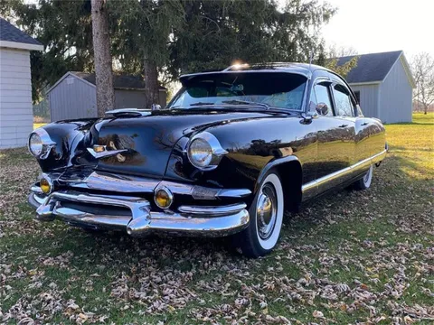 1953 Kaiser Manhattan