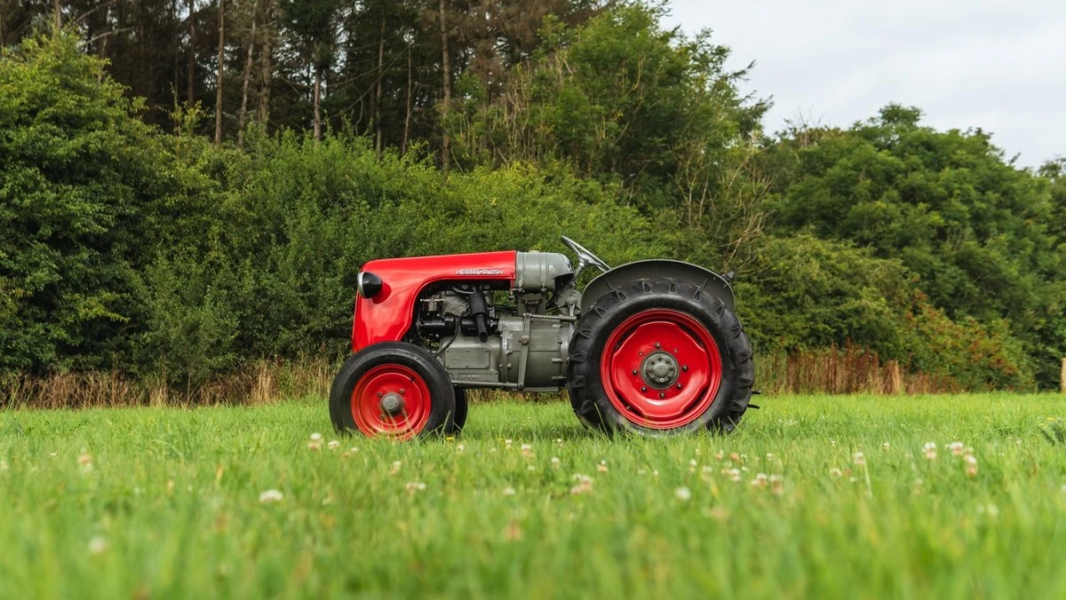 1953 Lamborghini Tractors - Image 20 of 30
