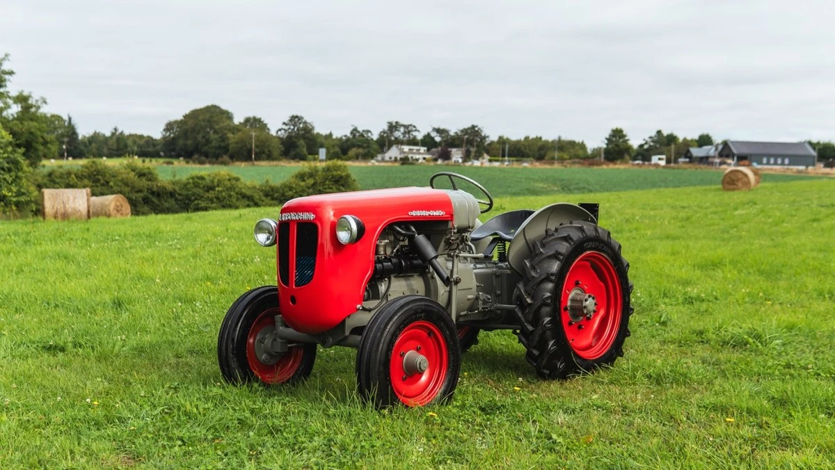 1953 Lamborghini Tractors - Image 4 of 30