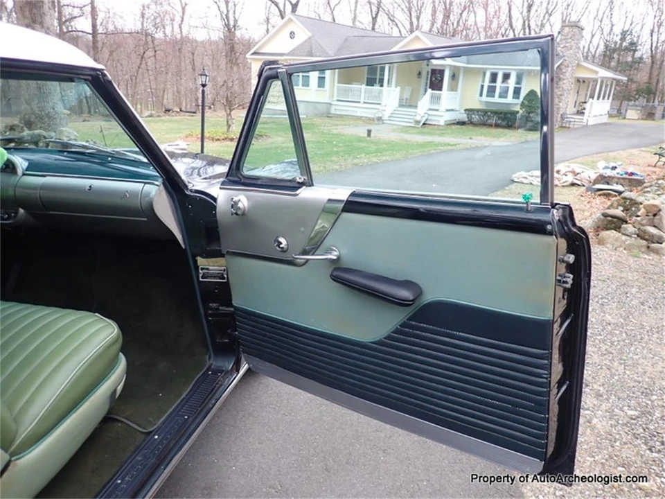 1953 Lincoln Capri - Image 13 of 24