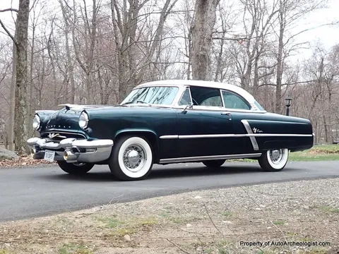 1953 Lincoln Capri